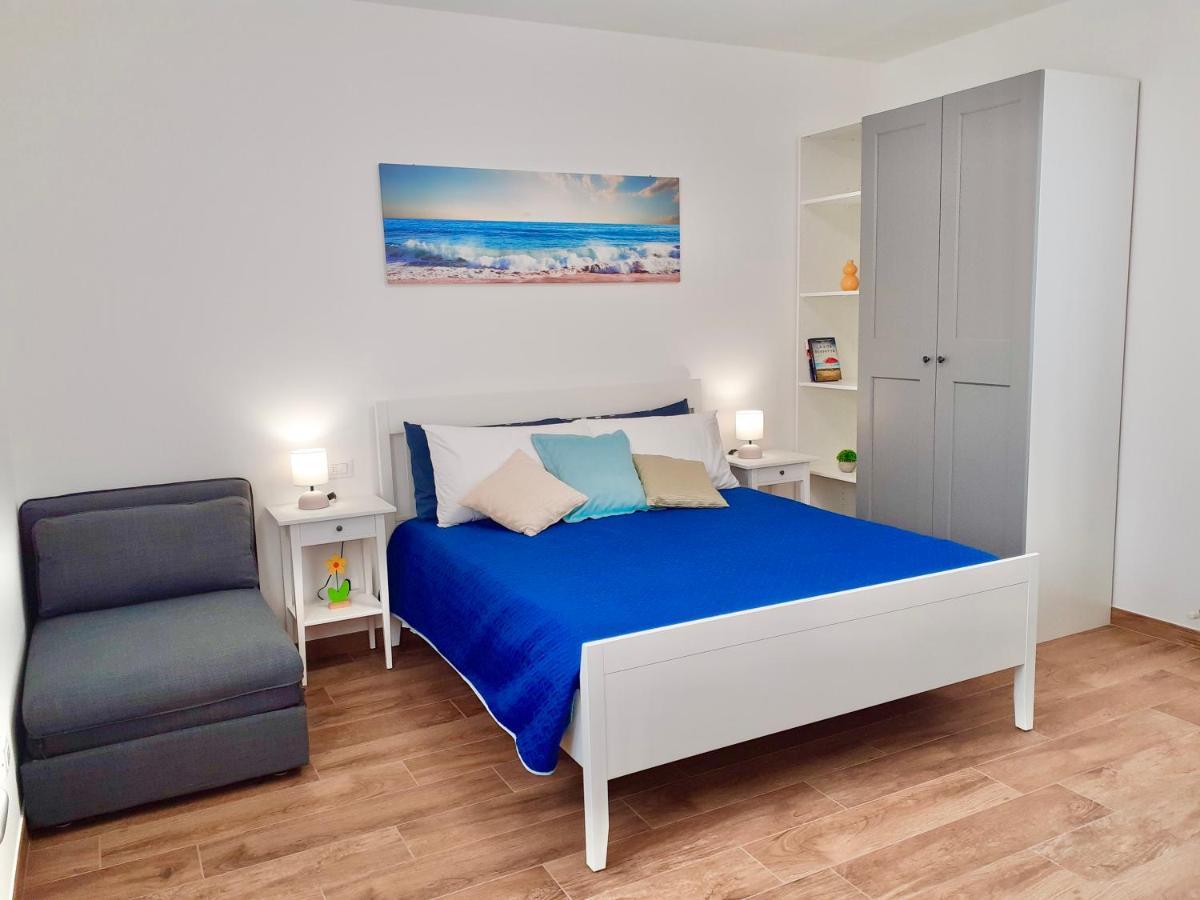 Casa Vacanze Con Vista Mare E Giardino - Amanecer Marzocca di Senigallia Extérieur photo