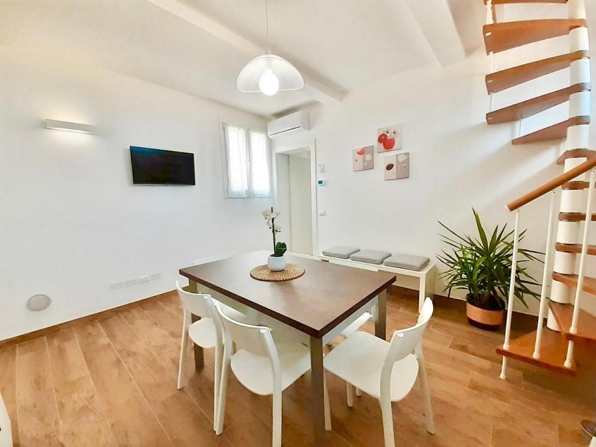 Casa Vacanze Con Vista Mare E Giardino - Amanecer Marzocca di Senigallia Extérieur photo